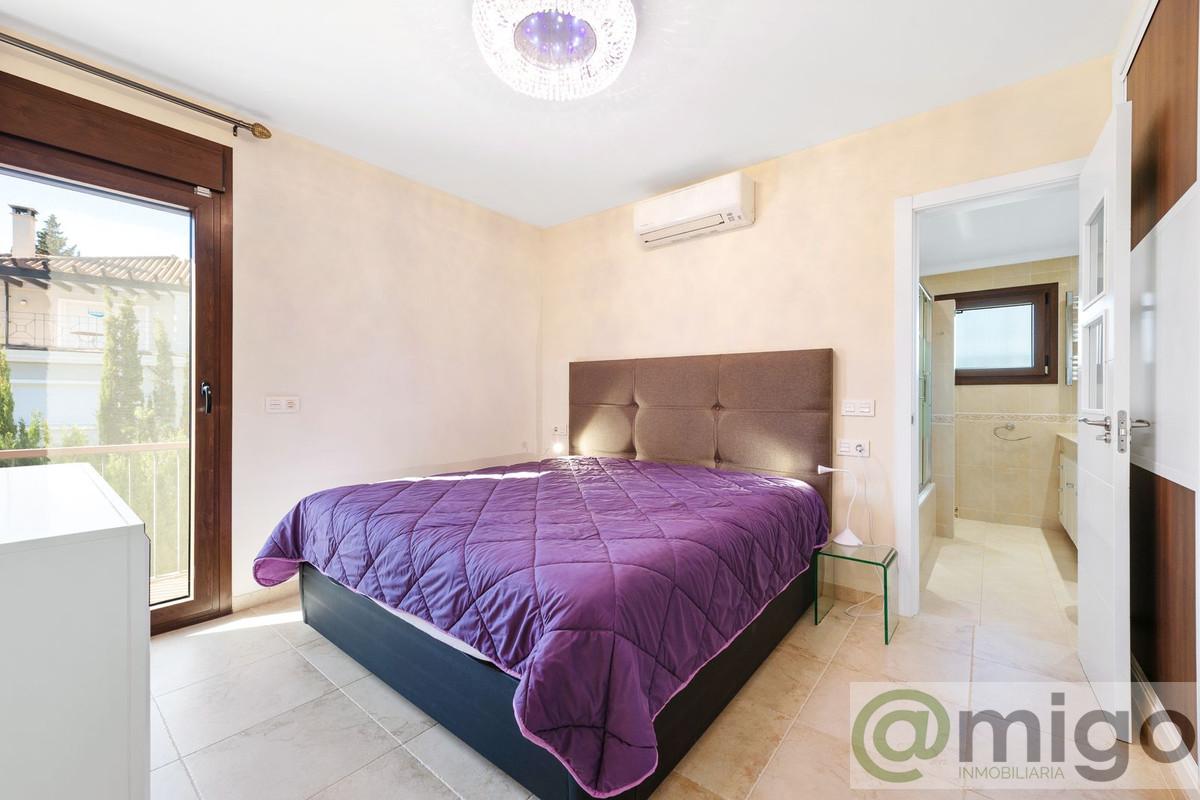 Venta de villa en Atalaya