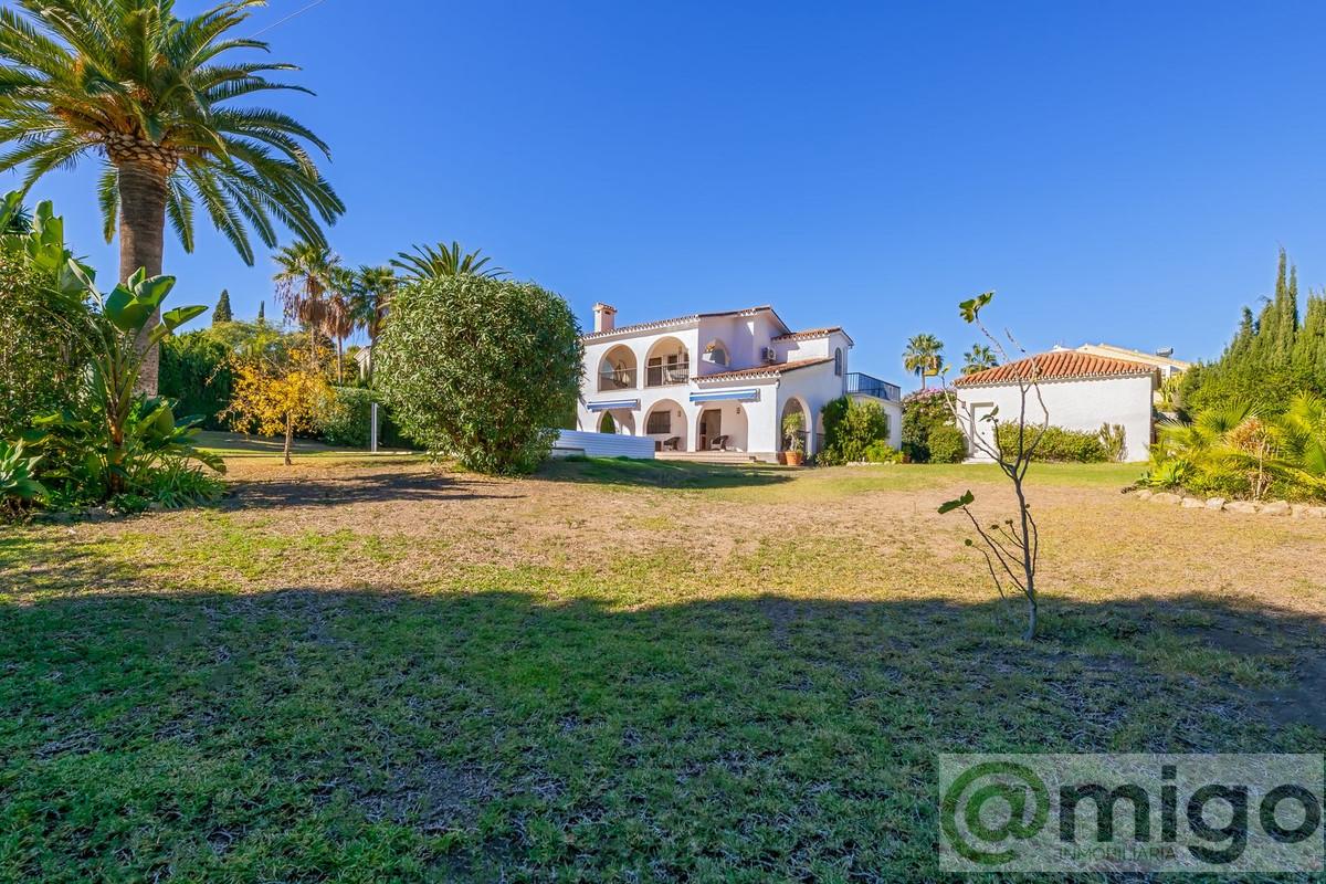 Venta de villa en Atalaya