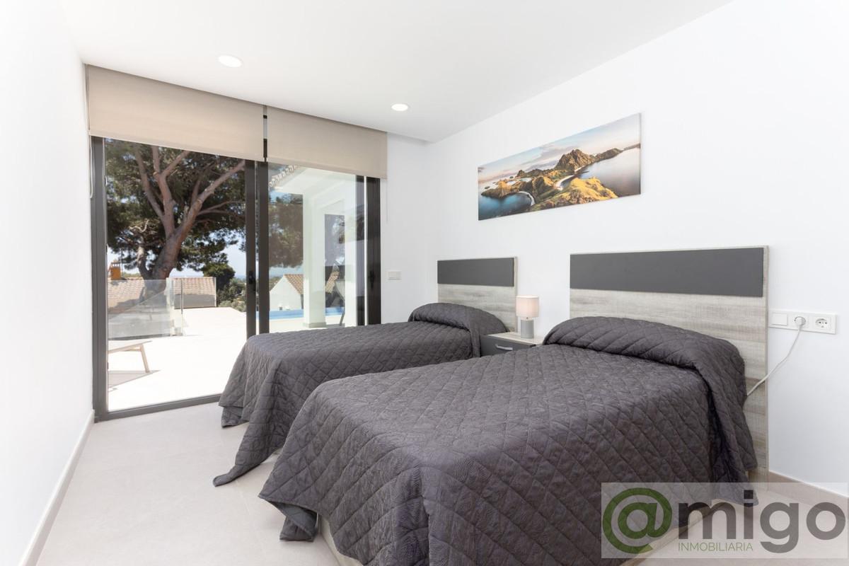 For sale of villa in Marbella