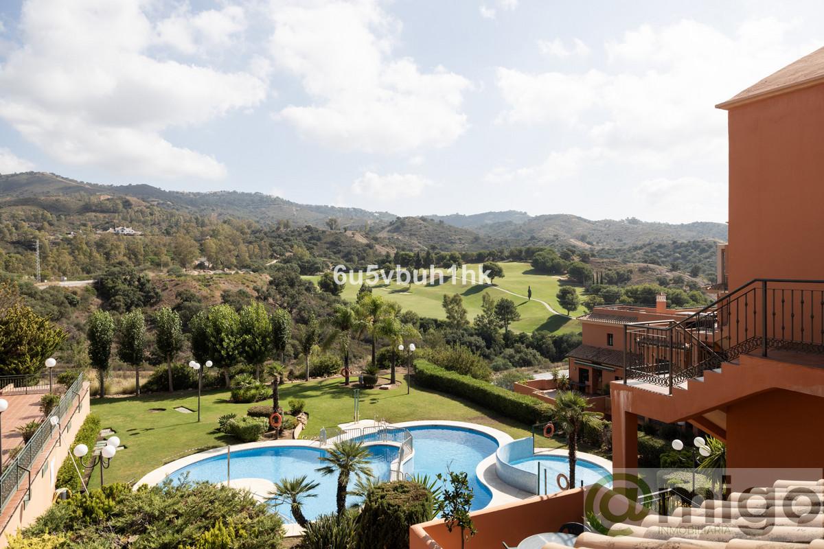 For sale of penthouse in Marbella