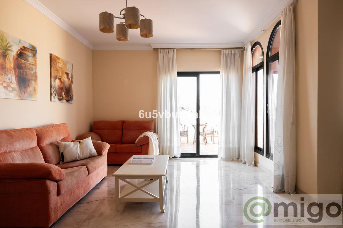 For sale of penthouse in Marbella