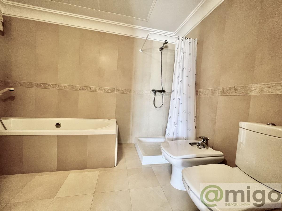 For sale of villa in Mijas Golf