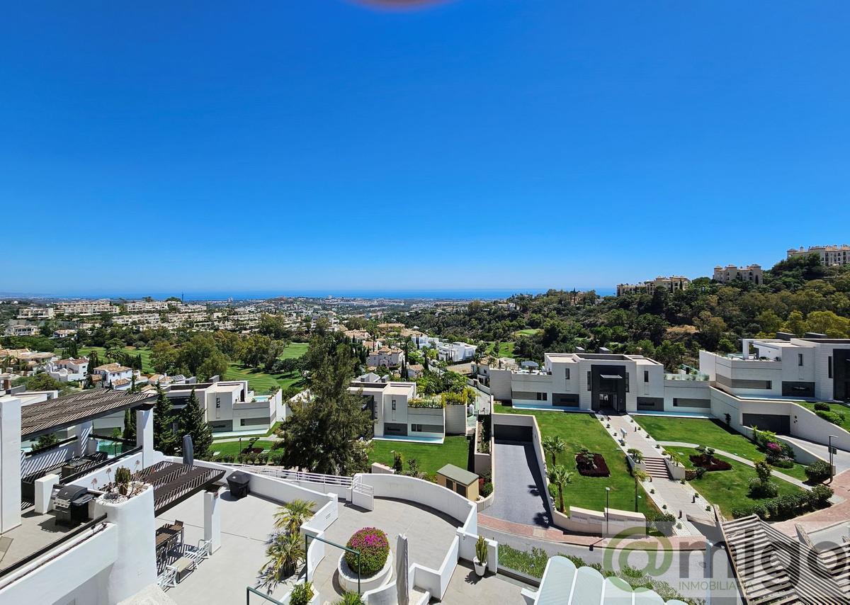 For sale of apartment in Marbella