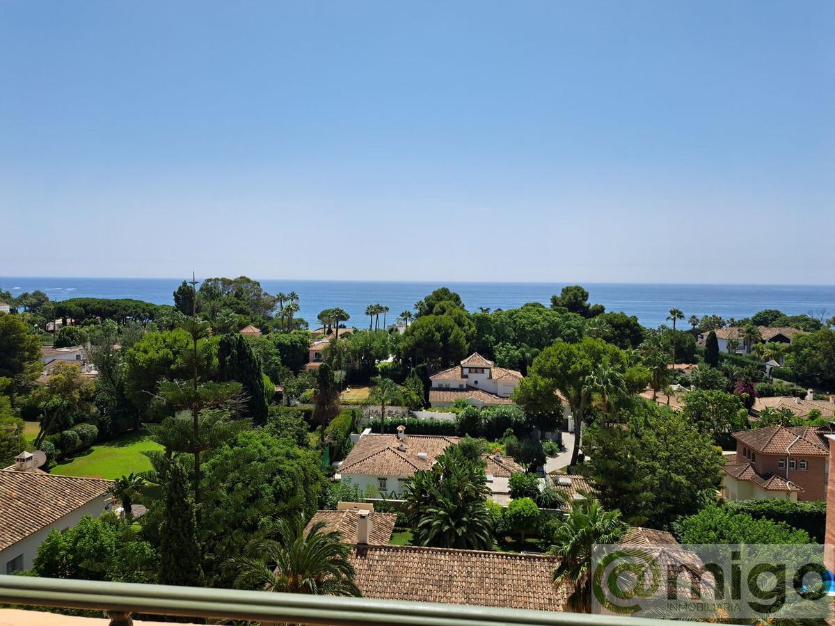 Venta de Ático en Estepona