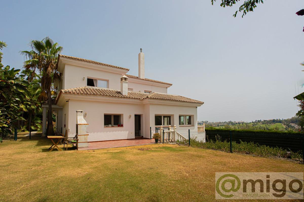 Venta de villa en El Paraiso