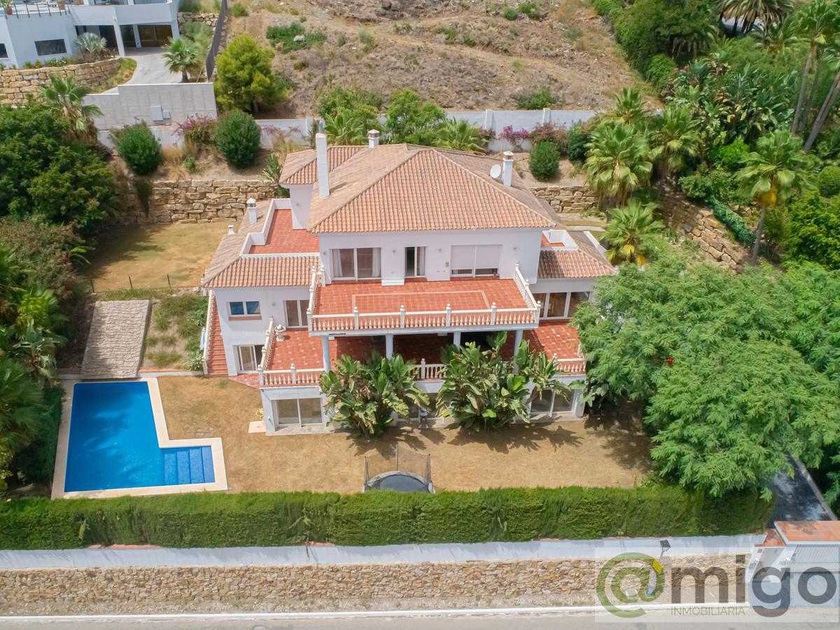 Venta de villa en El Paraiso