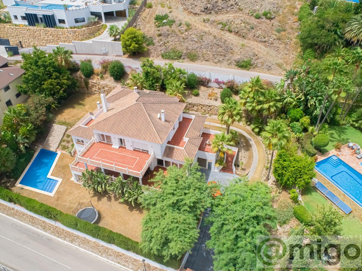 Venta de villa en El Paraiso