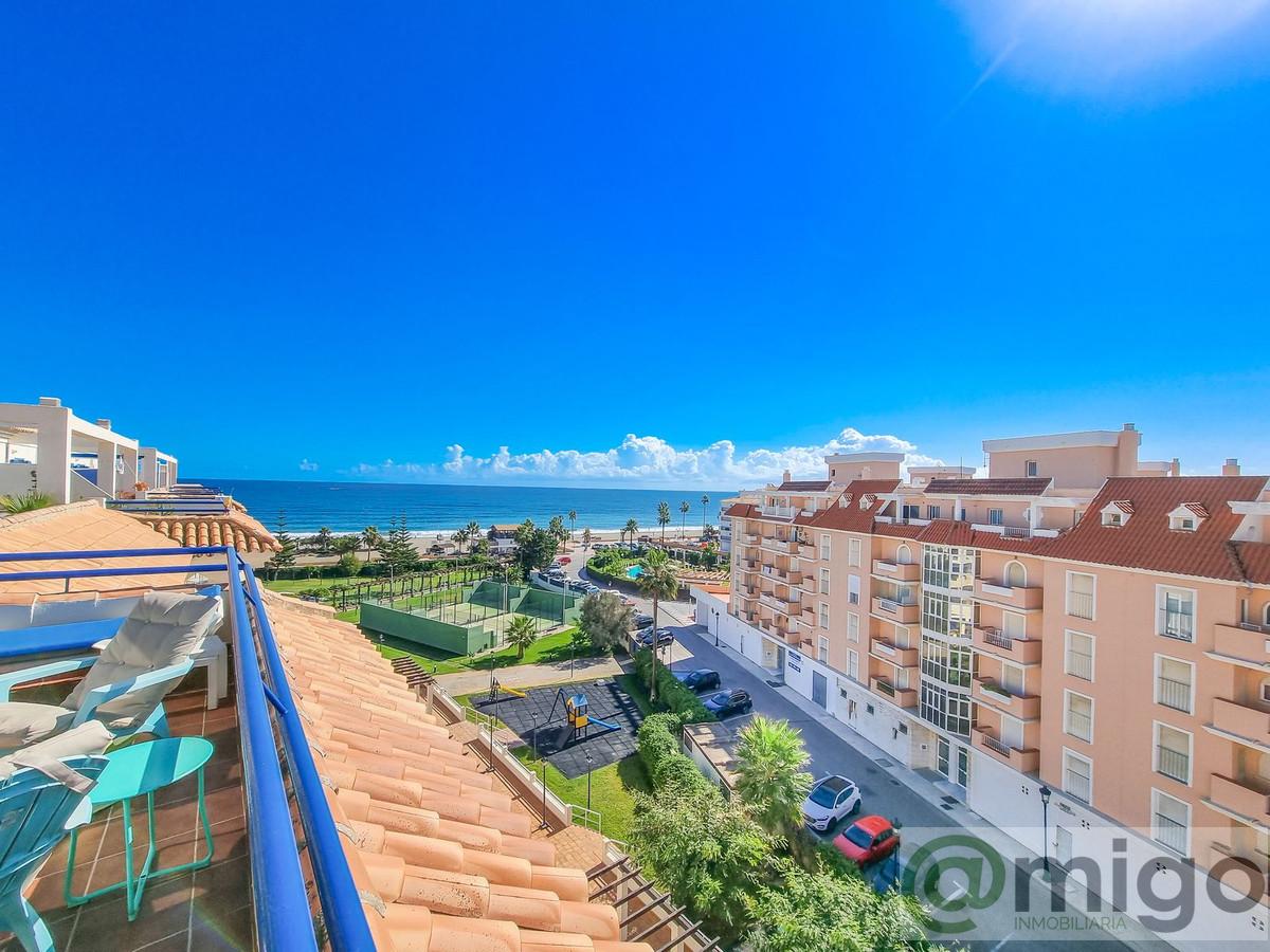 For sale of penthouse in San Luis de Sabinillas