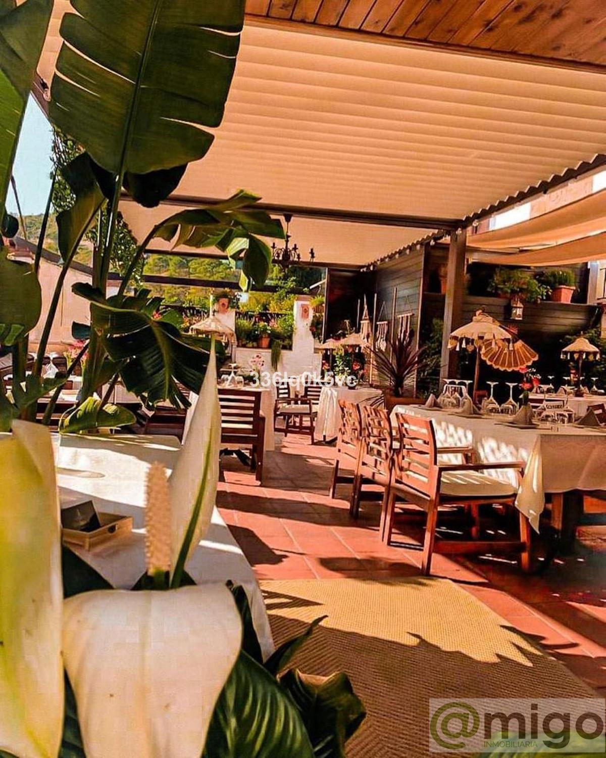 For sale of premises in Marbella