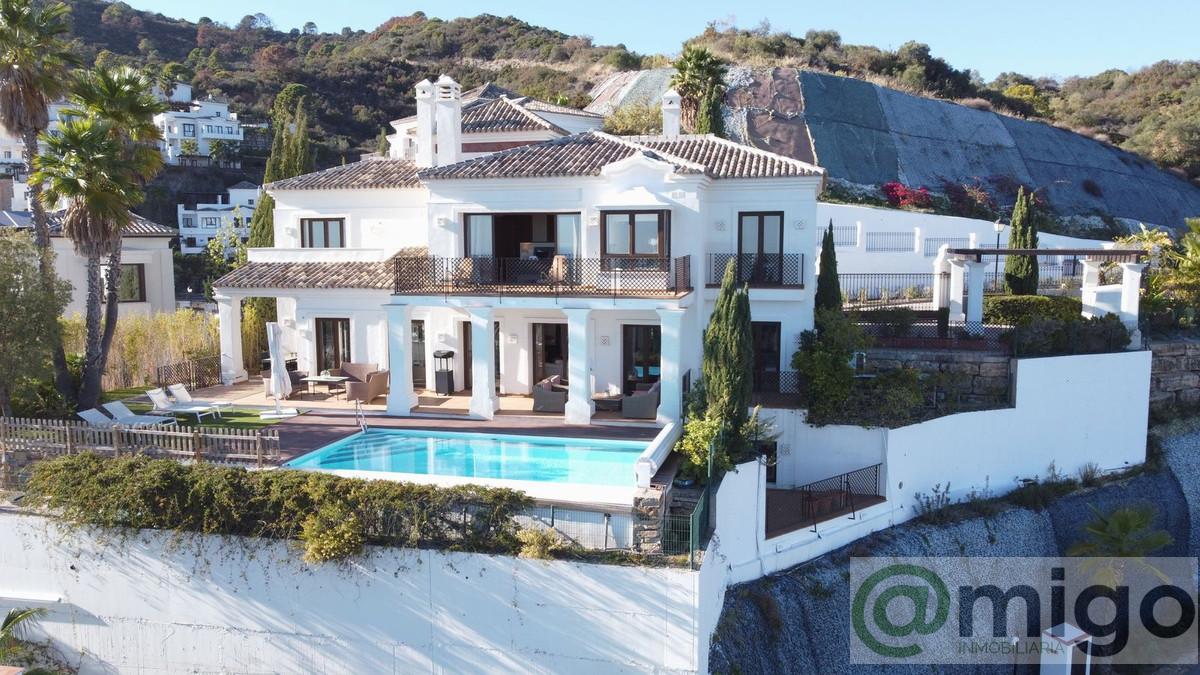 For sale of villa in Marbella