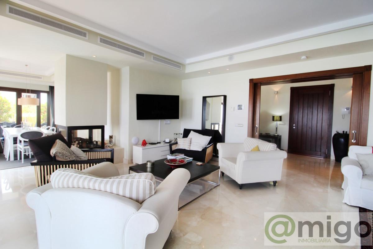 For sale of villa in Marbella