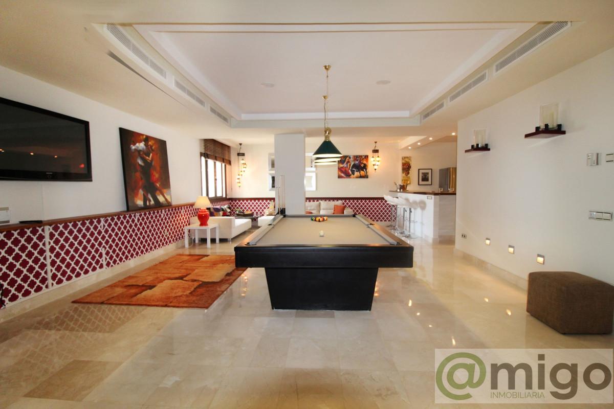 For sale of villa in Marbella