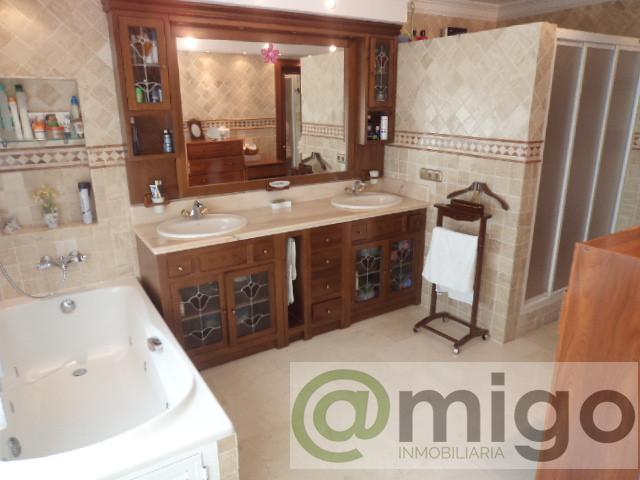 For sale of villa in Marbella