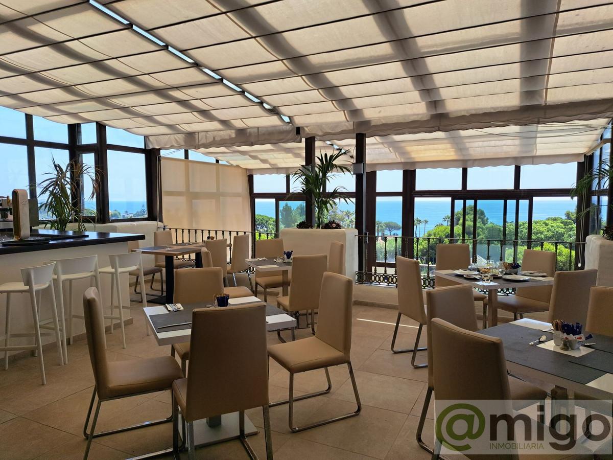 Venta de Ático en Estepona