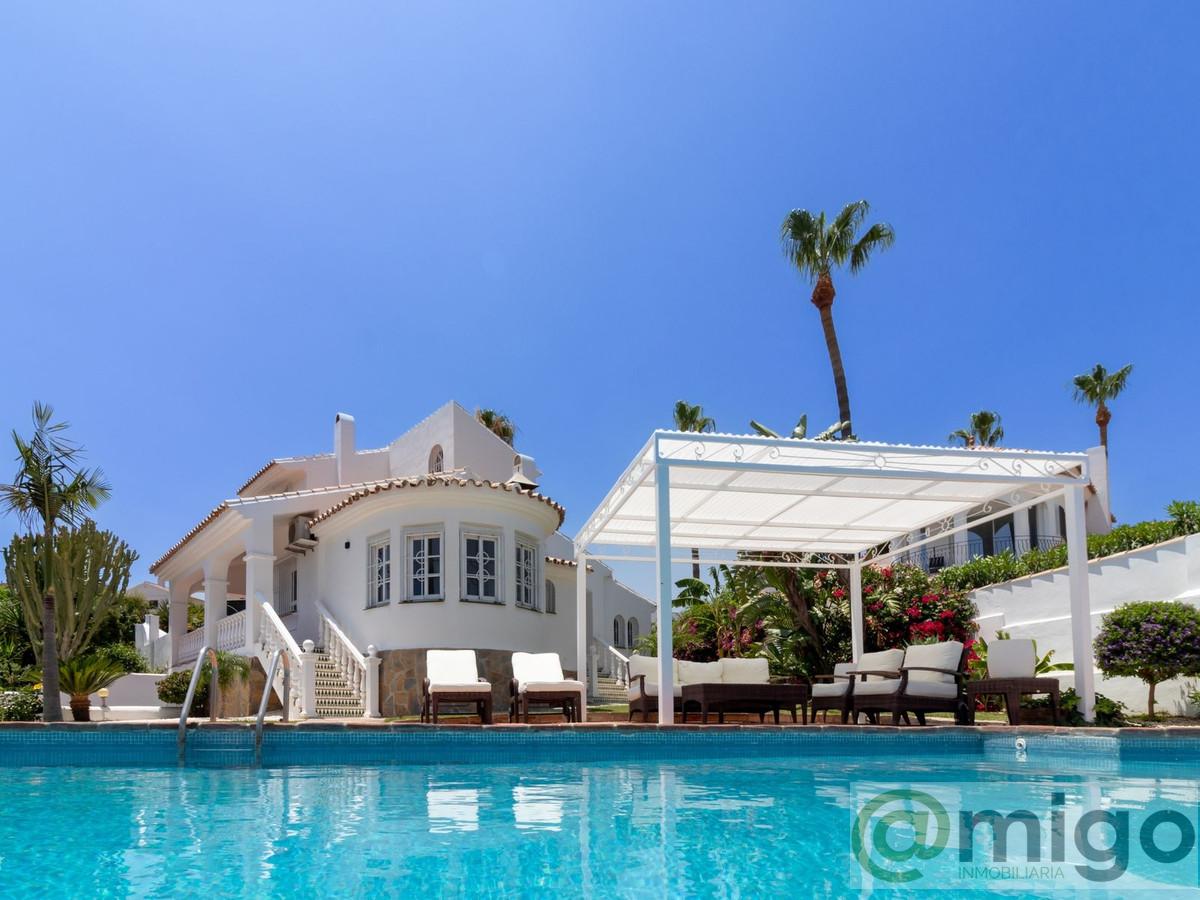 Venta de villa en Estepona