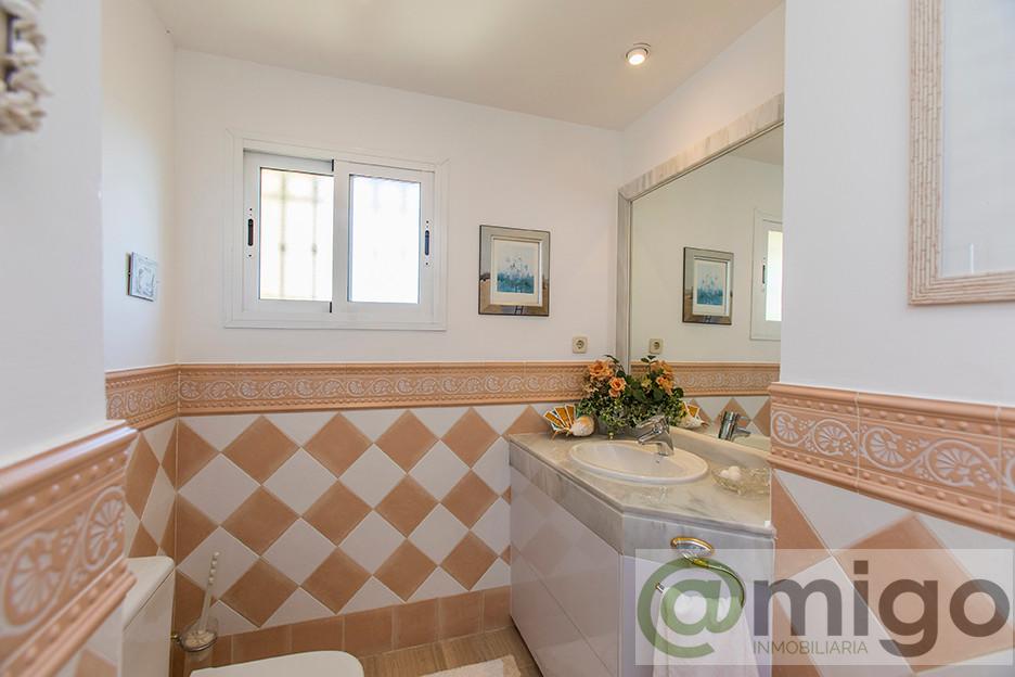 For sale of penthouse in Marbella