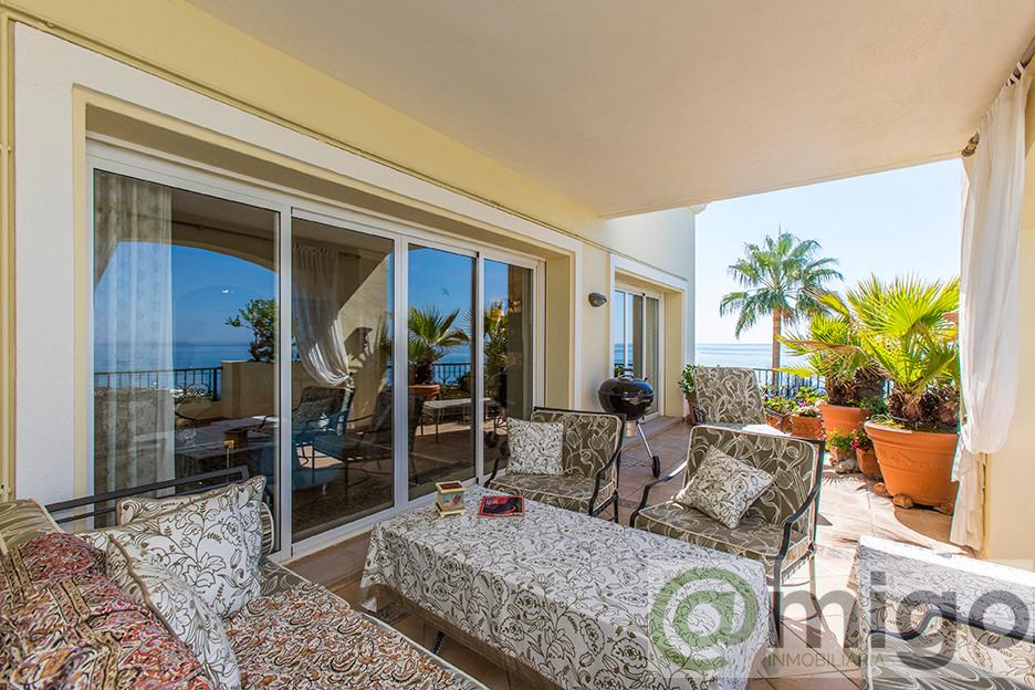 For sale of penthouse in Marbella