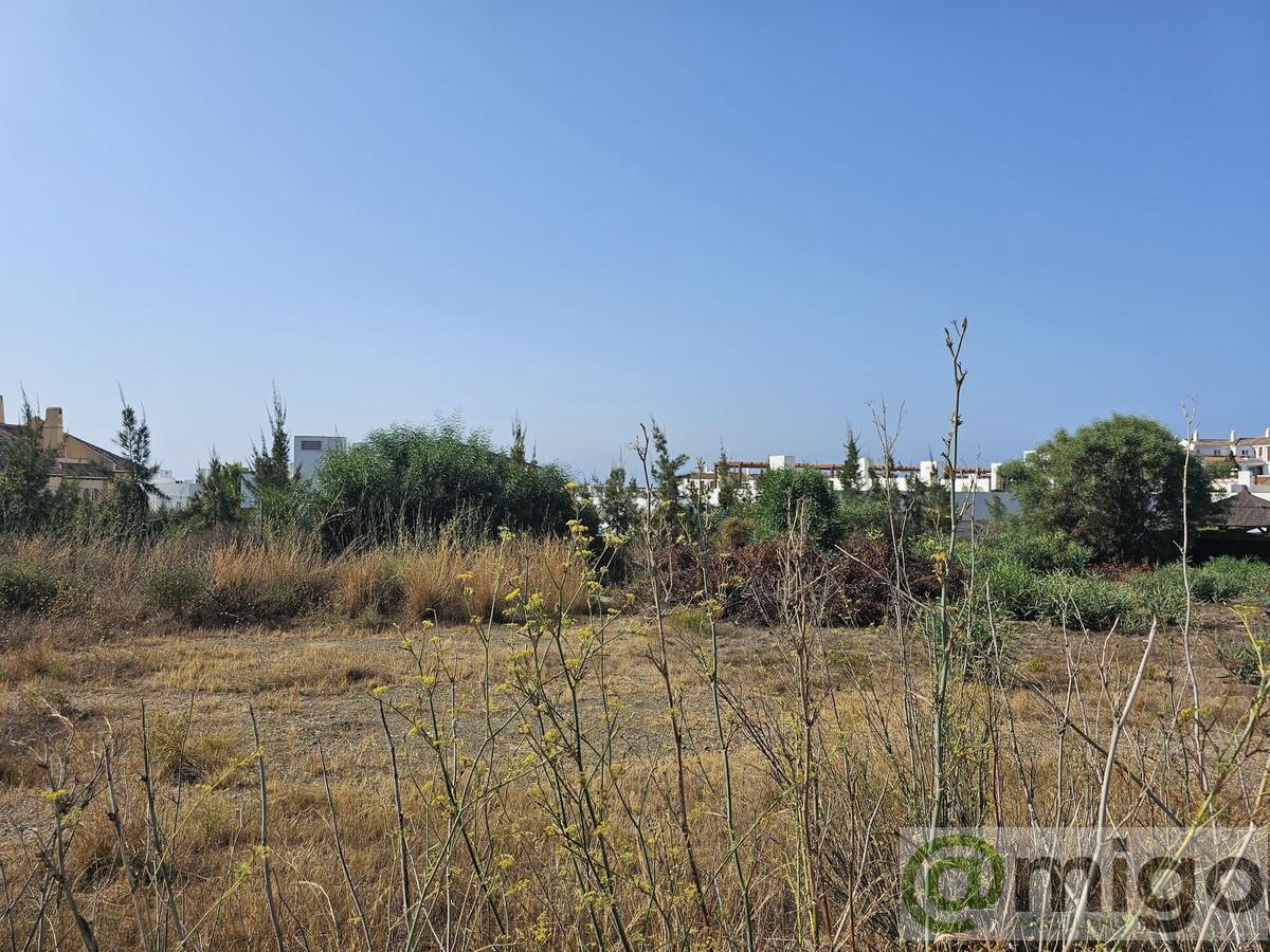 Venta de terreno en Calahonda