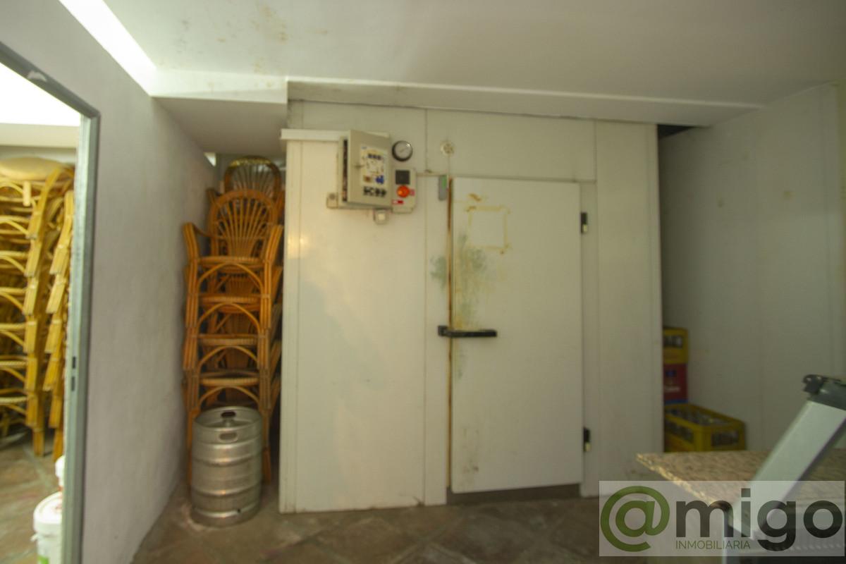 For sale of commercial in Marbesa