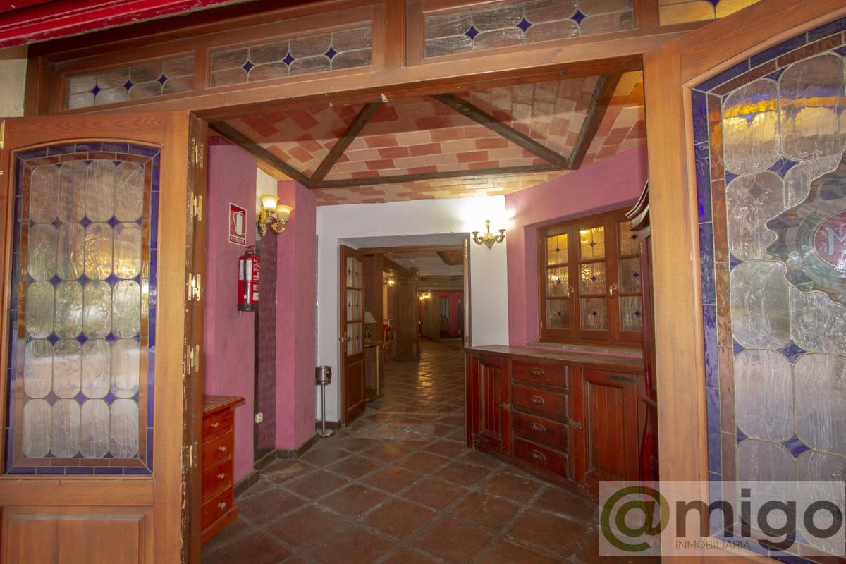 For sale of commercial in Marbesa