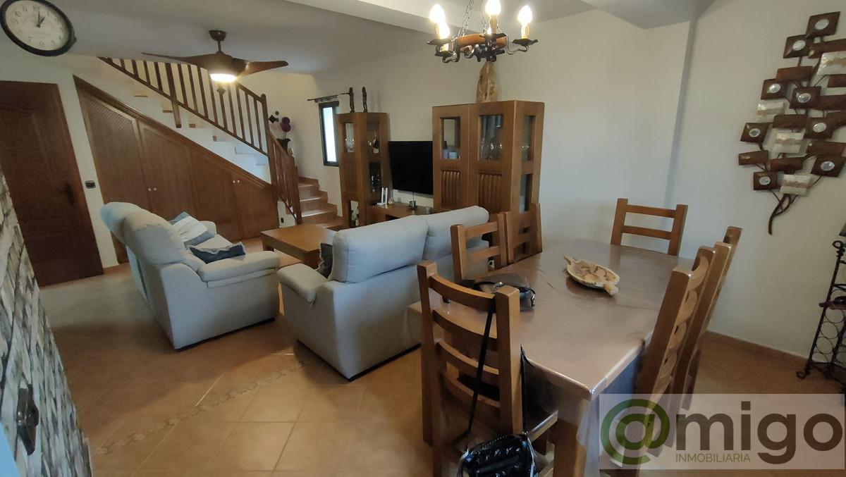 Venta de villa en Benamara