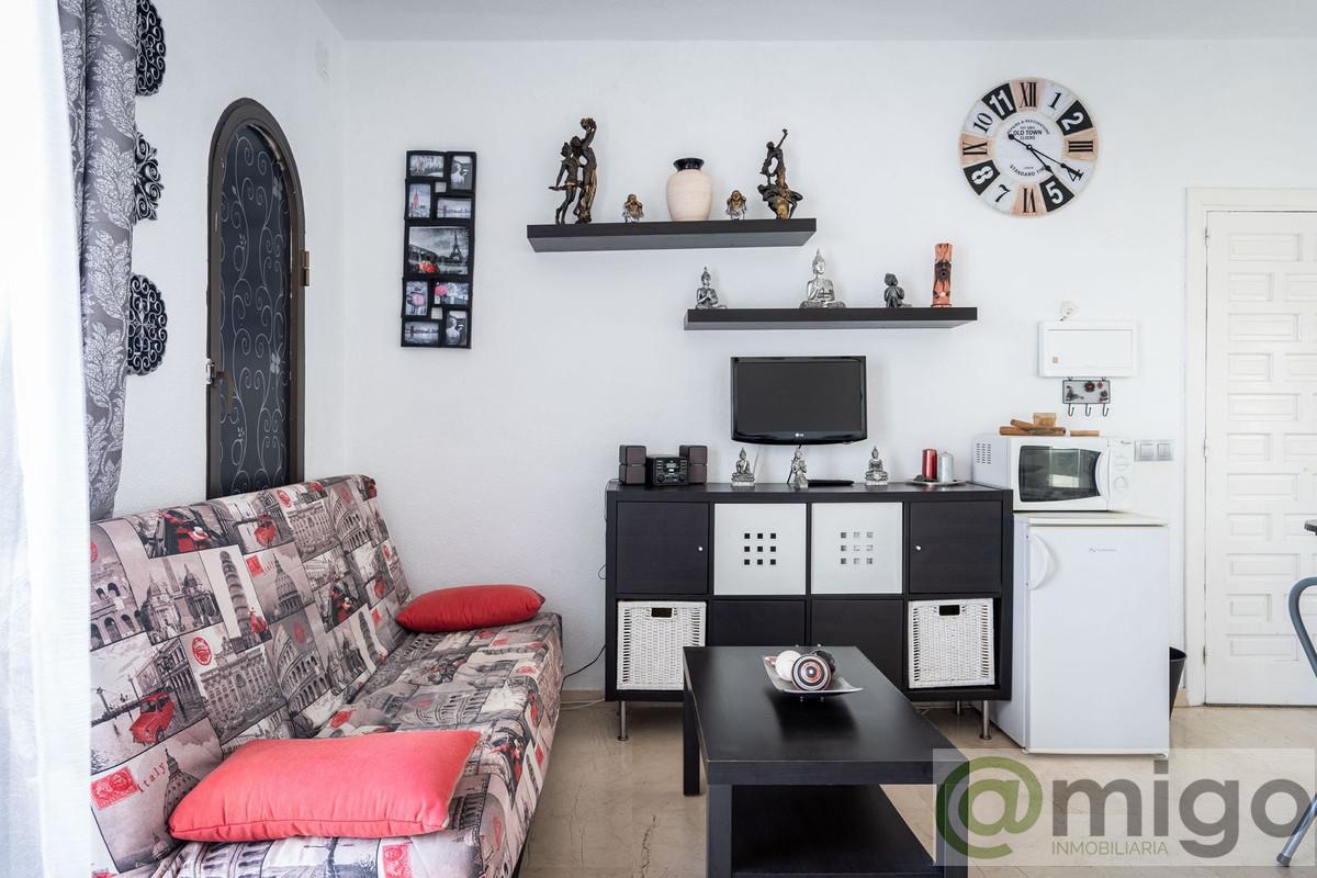 Venta de estudio en La Duquesa