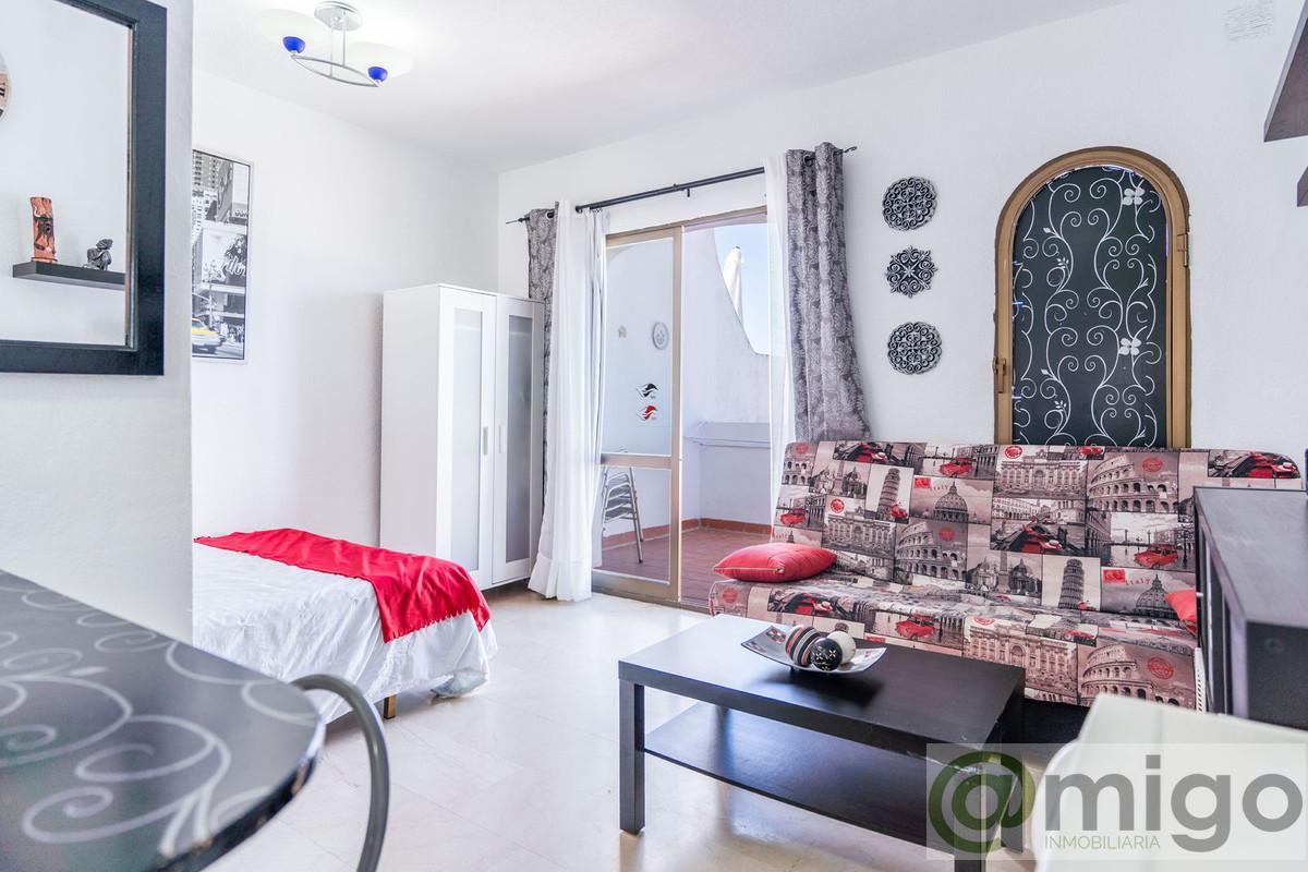 Venta de estudio en La Duquesa