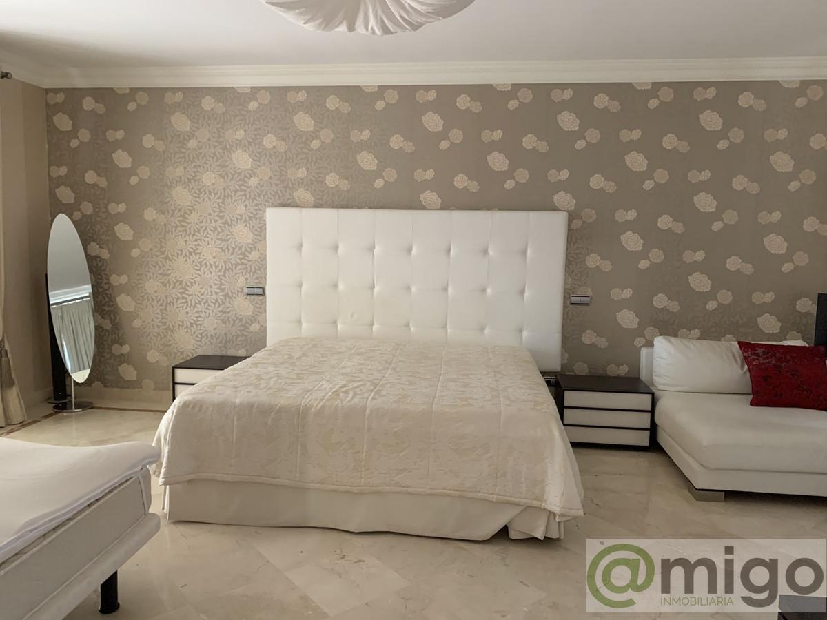 For sale of villa in Marbella