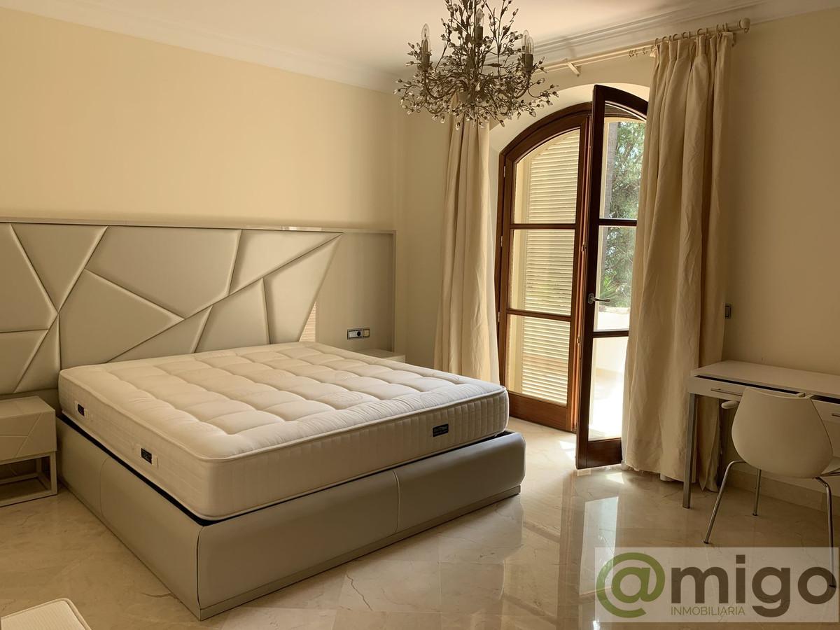 For sale of villa in Marbella