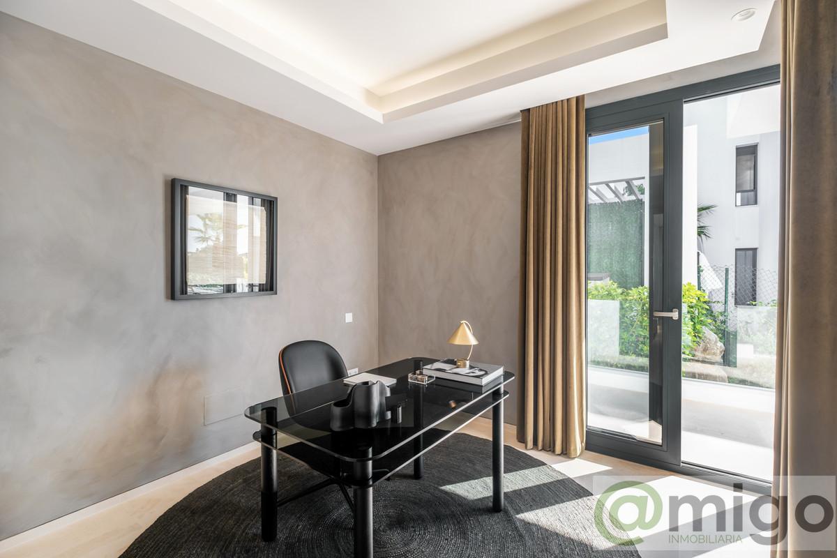 Venta de villa en Estepona