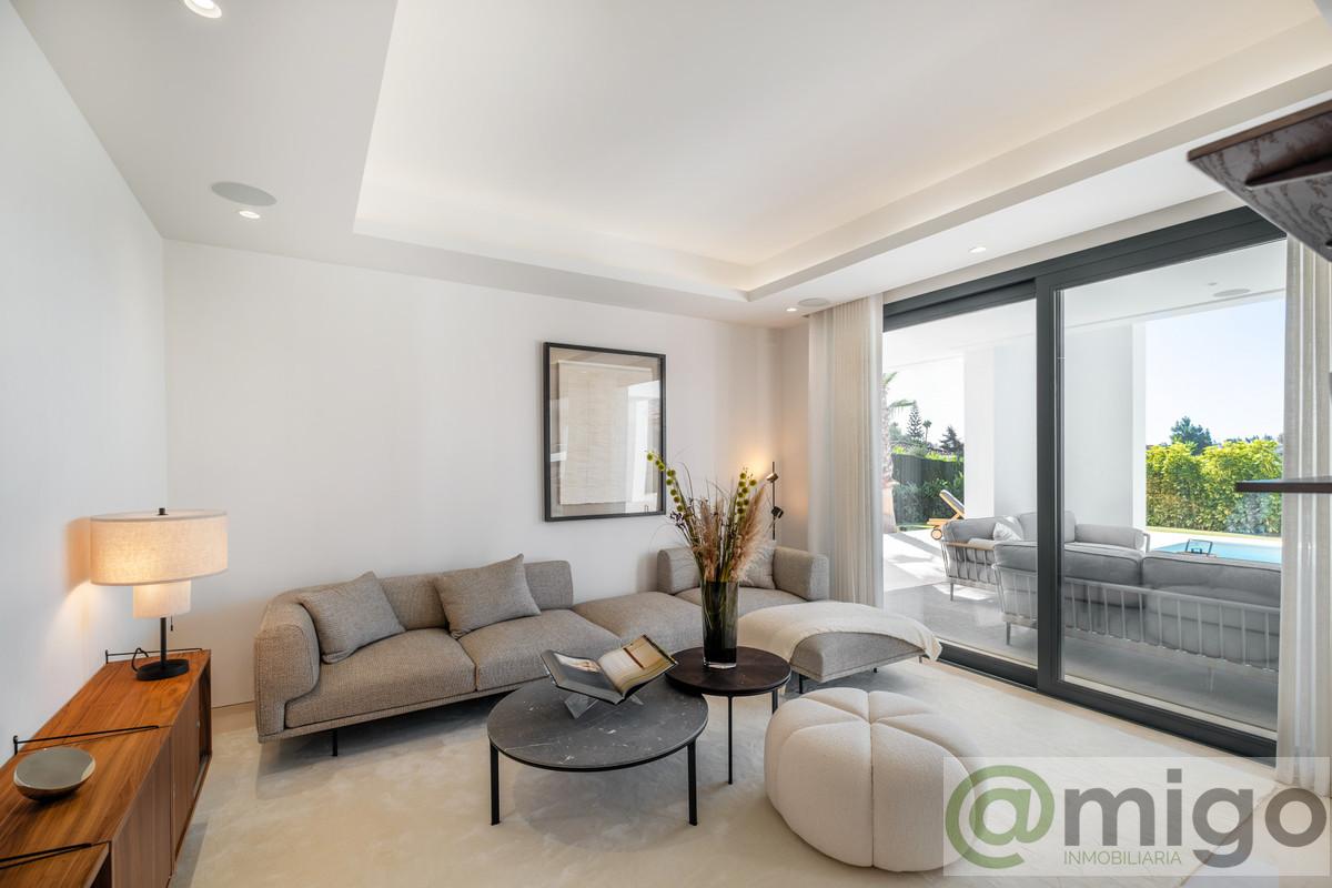 Venta de villa en Estepona