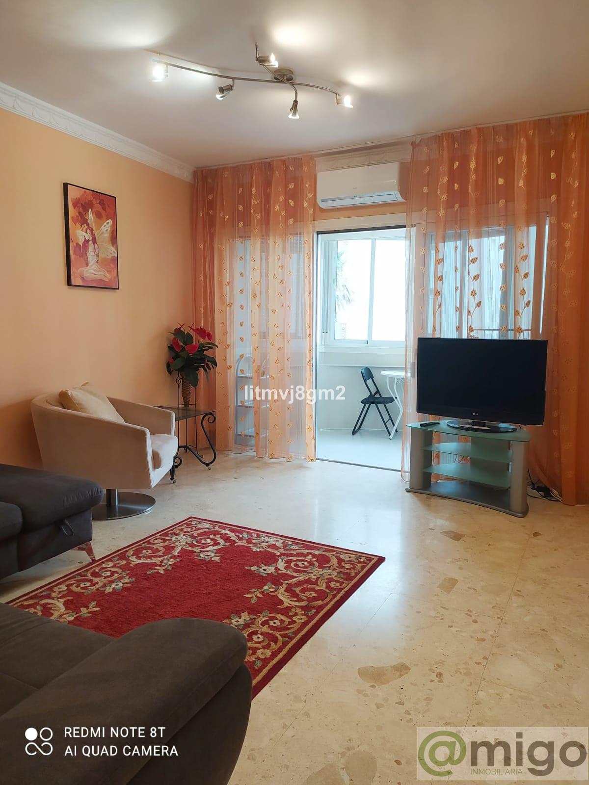 For sale of apartment in Calahonda