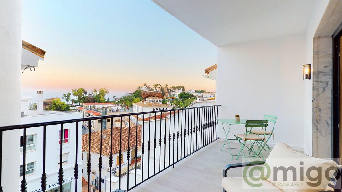 For sale of penthouse in Mijas