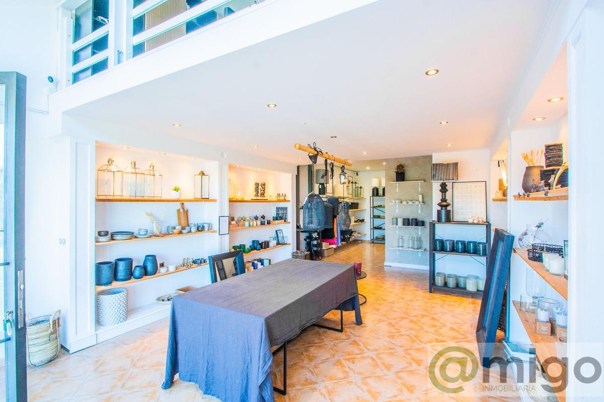 Venta de local en Marbella