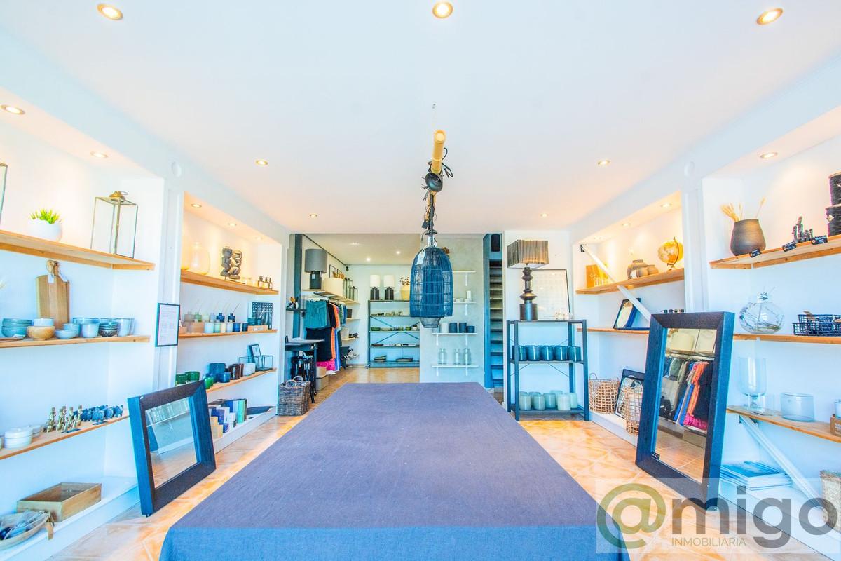 Venta de local en Marbella