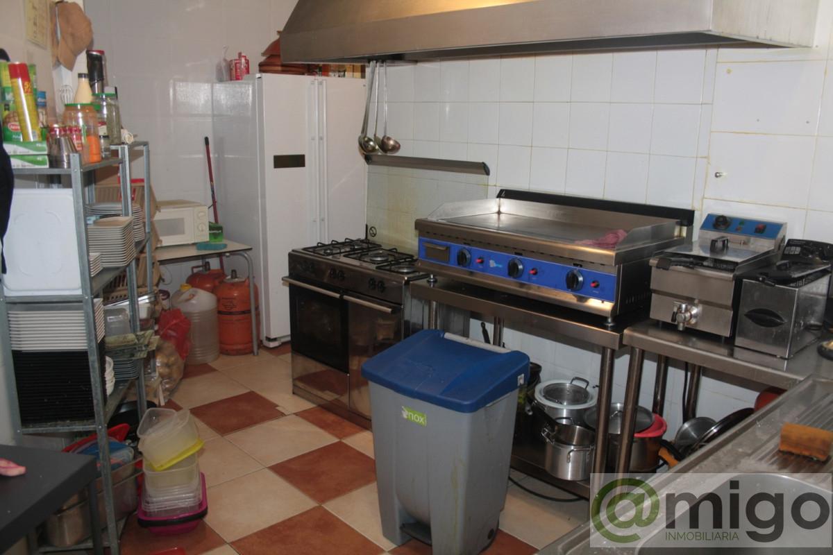 Venta de local en Estepona