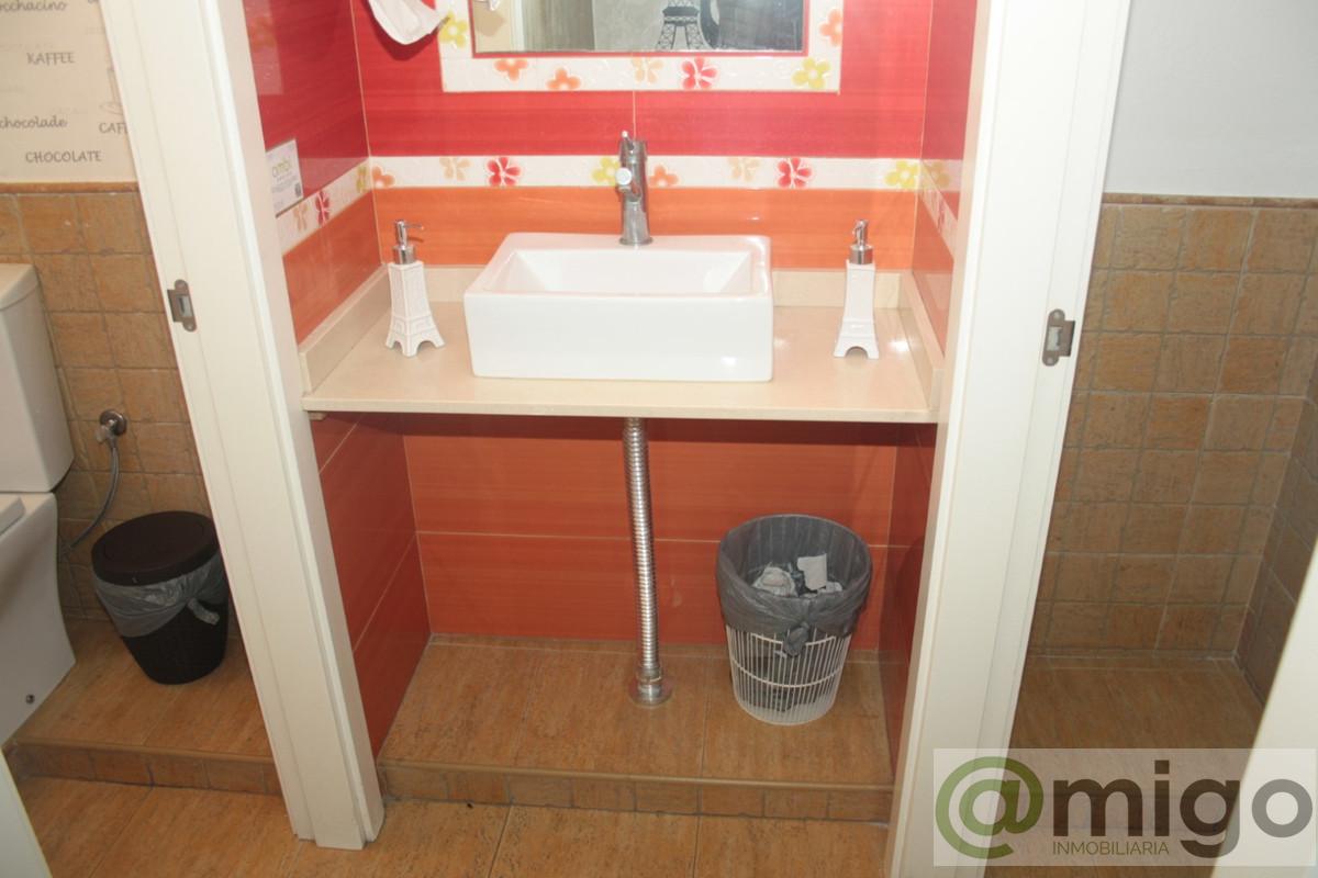 Venta de local en Estepona