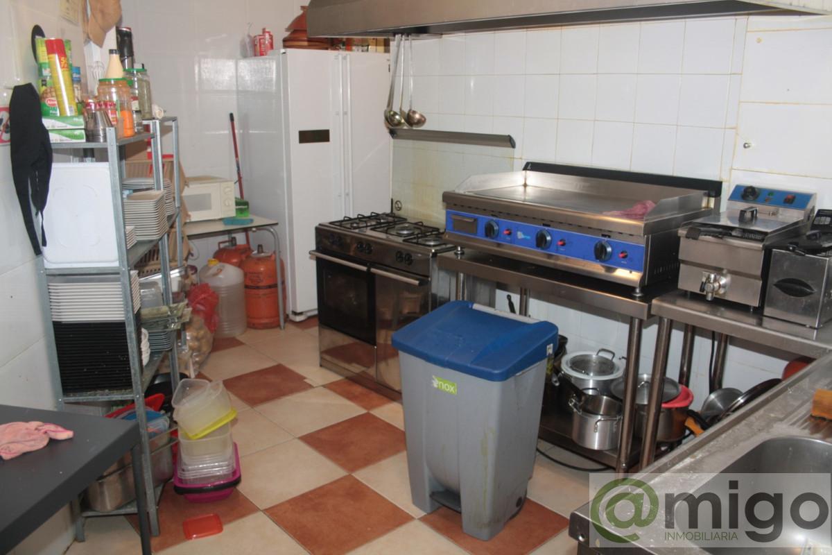 Venta de local en Estepona