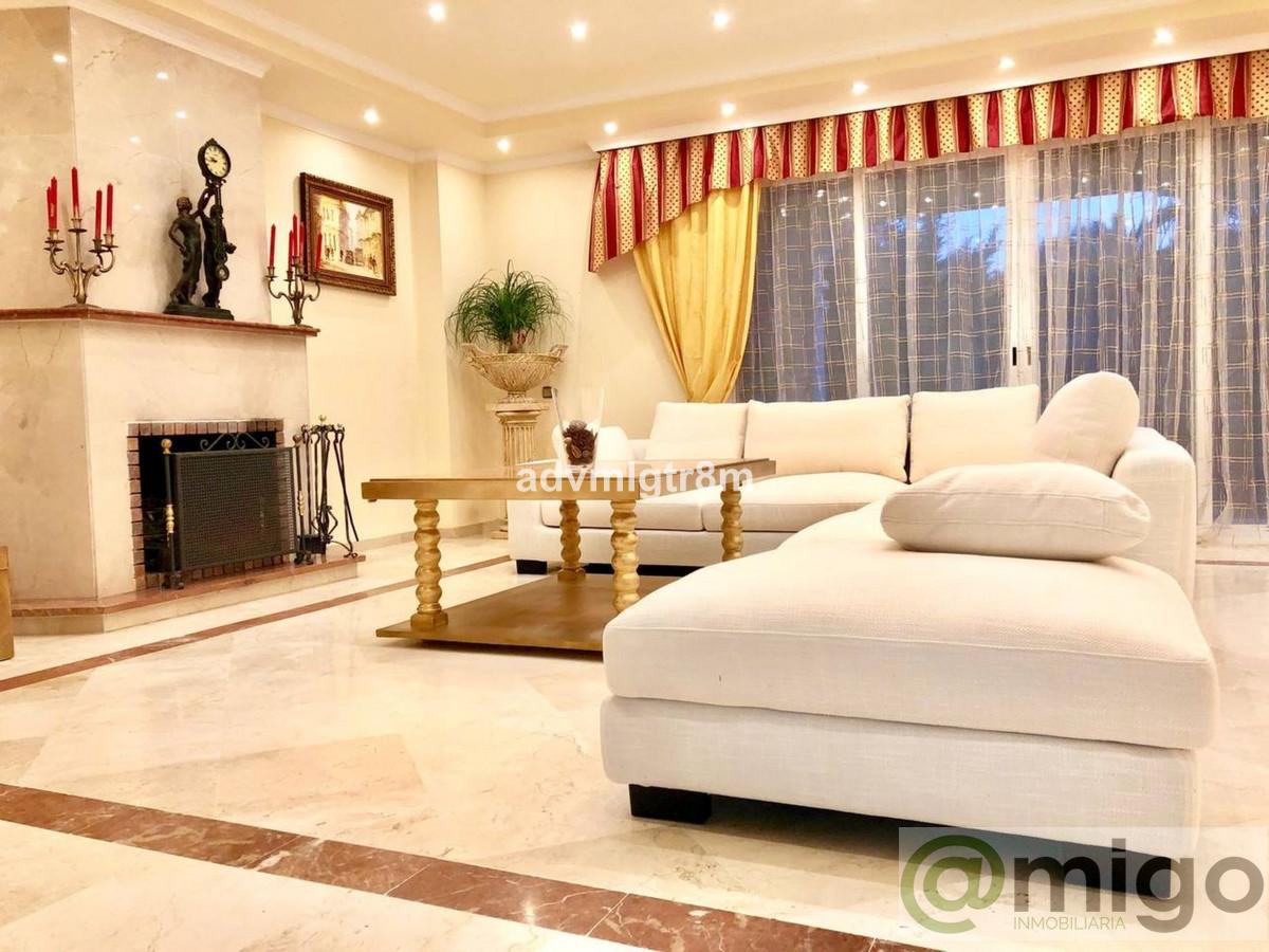 Venta de villa en El Paraiso