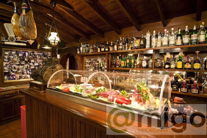 For sale of commercial in Marbella