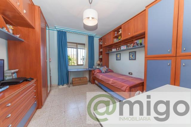 Venta de villa en El Padron