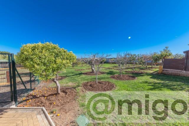 Venta de villa en El Padron