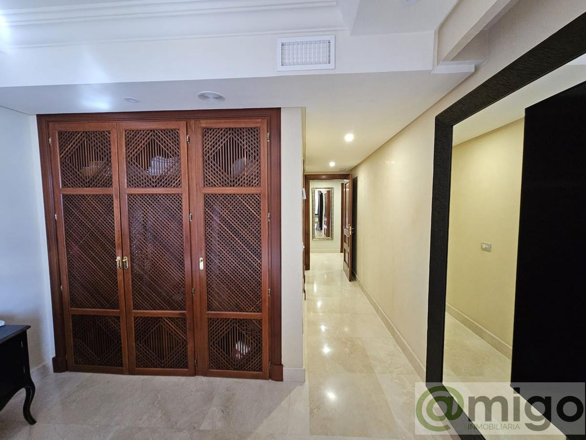 Продажа от

 Апартаменты на Estepona