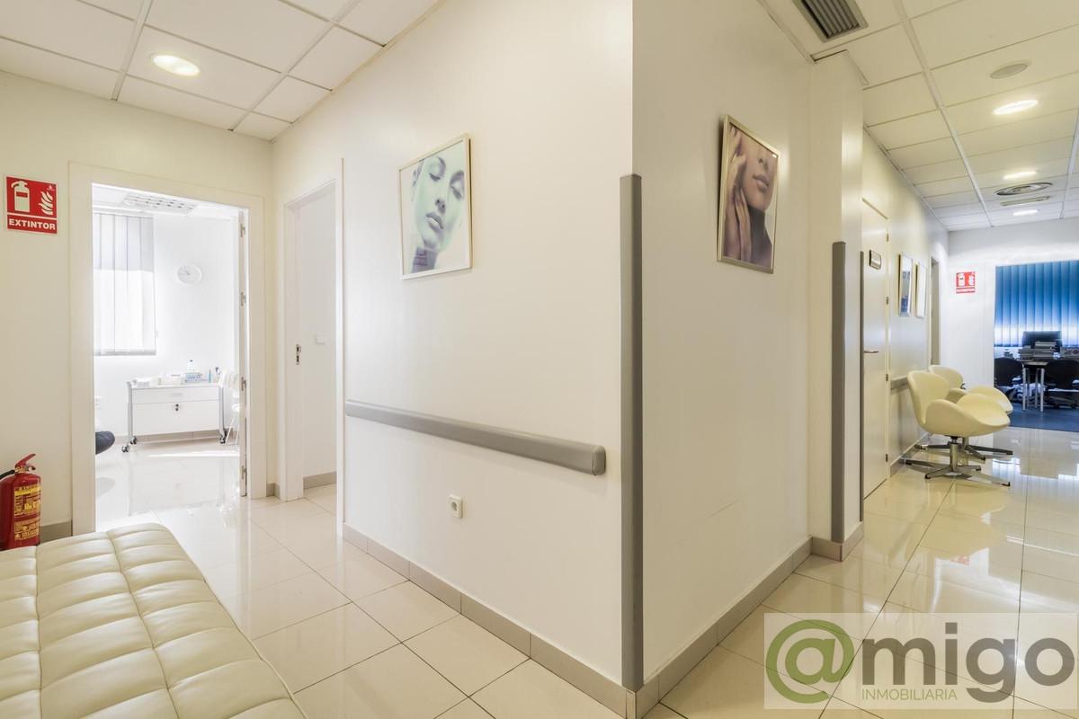 Venta de local en Marbella