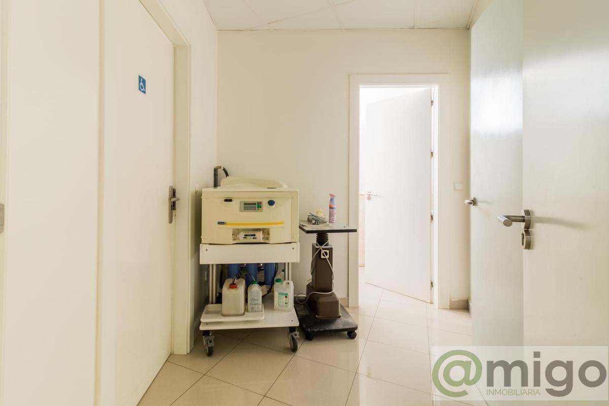 Venta de local en Marbella