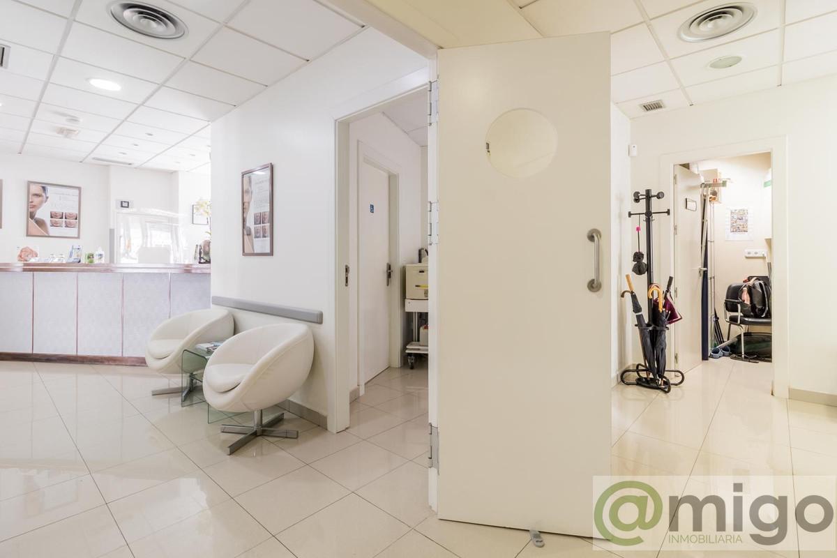 Venta de local en Marbella