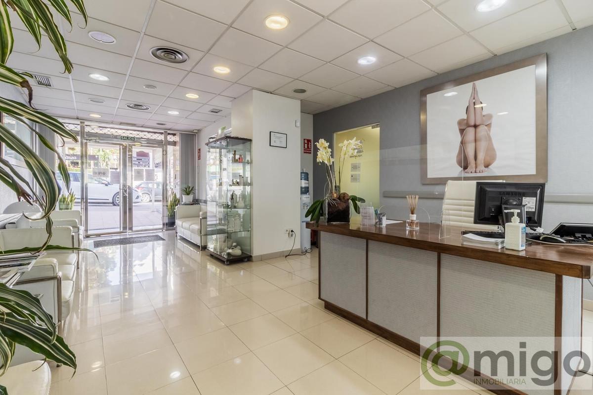 Venta de local en Marbella