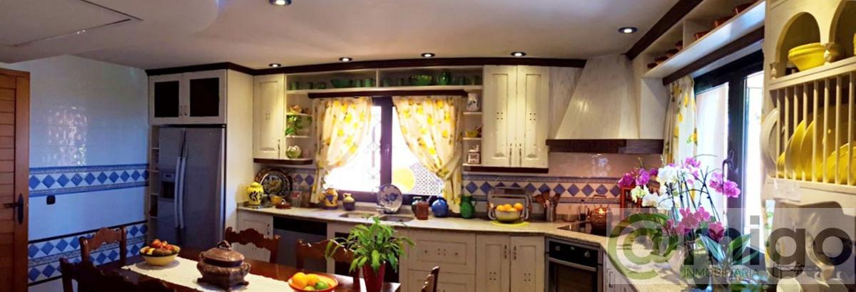 Venta de villa en Estepona