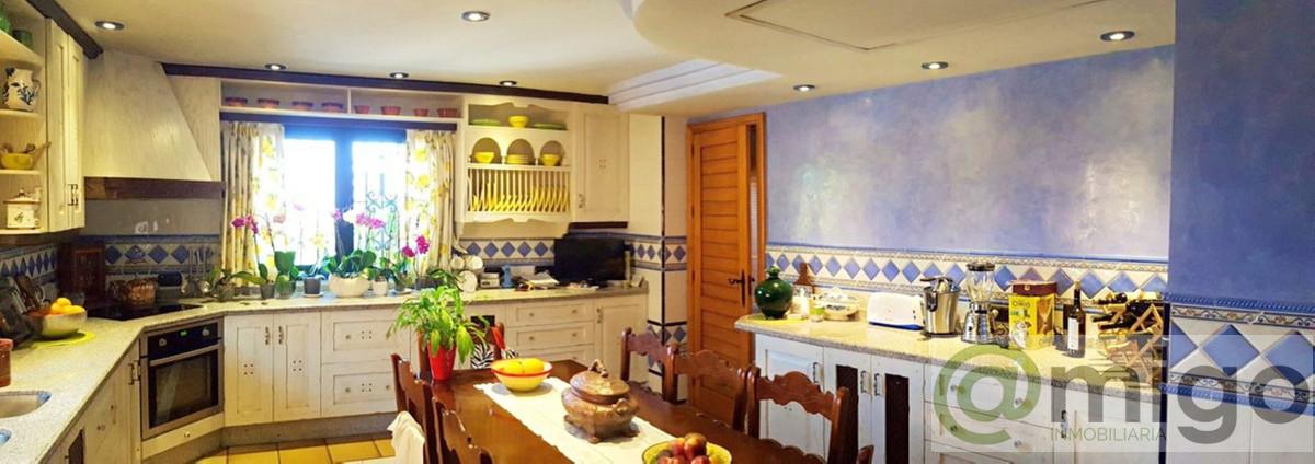 Venta de villa en Estepona