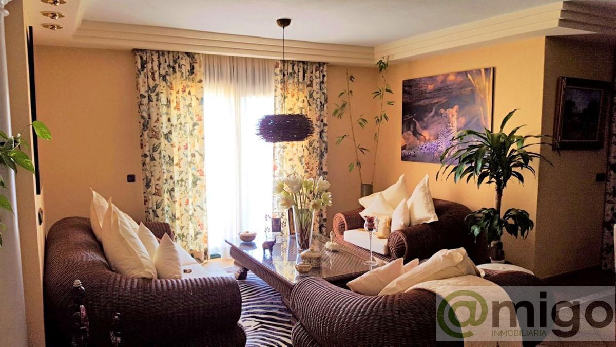 Venta de villa en Estepona
